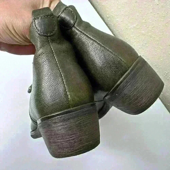 Eric Michael London Womens Leather Stacked Heel Ankle Booties Green Size 37 - Picture 5 of 9